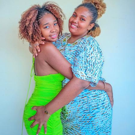 Duo Amy and Patricia Duo Amy and Patricia